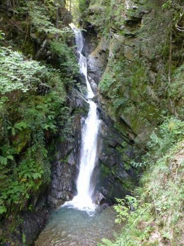 Wasserfall - im Pfeiftal ein Naturdenkmal